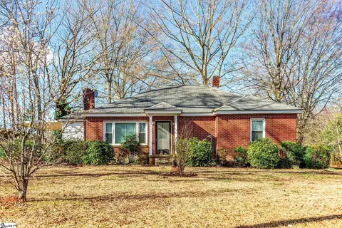 2623 Montague Avenue Ext, Greenwood, SC 29649