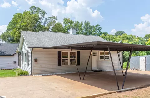 102 Cox St, Simpsonville, SC 29681
