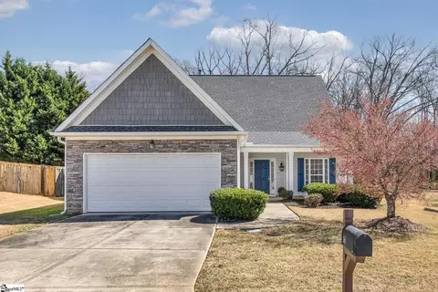 16 Farm Brook Way, Simpsonville, SC 29681