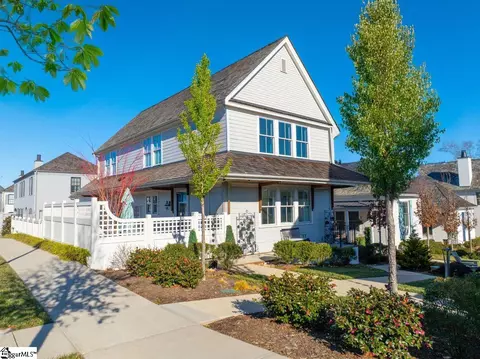 2 Bristow Dr, Greenville, SC 29615