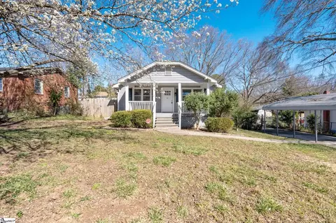 17 Lermann Dr, Greenville, SC 29605
