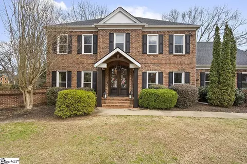 4 Chilton Pl, Greer, SC 29650
