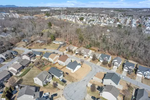 View/Area - 323 Millervale Rd, Greer, SC 29650 photo 5 of 6