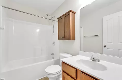 Bath - 323 Millervale Rd, Greer, SC 29650 photo 2 of 2
