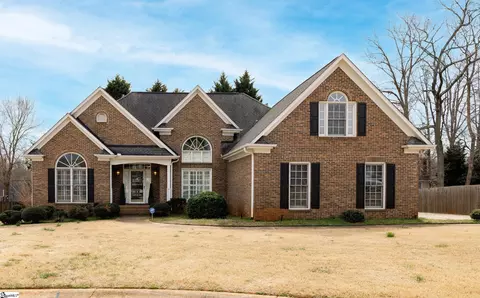 216 Sun Garden Ct, Greenville, SC 29615