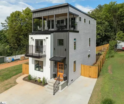 10 Martin Row, Greenville, SC 29601