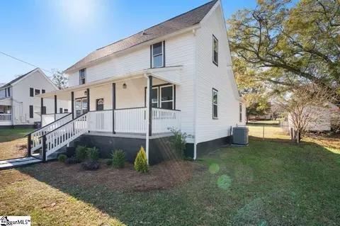 37 Square St, Pelzer, SC 29669 photo 3