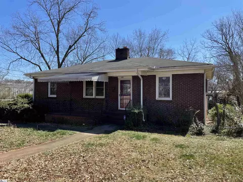 129 Gantt St, Greenville, SC 29609