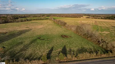 022 Hobby Ln, Kinards, SC 29355 photo 14