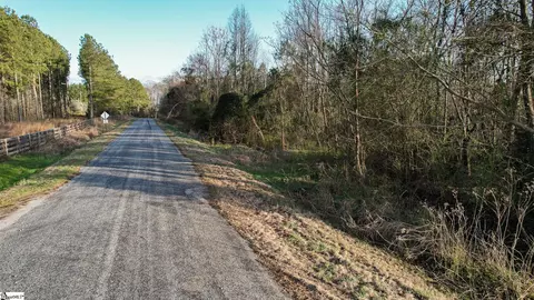 024 Hobby Ln, Kinards, SC 29355 photo 14