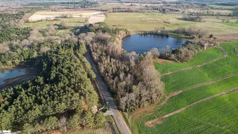 024 Hobby Ln, Kinards, SC 29355 photo 11