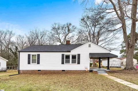 209 Maple St, Union, SC 29379