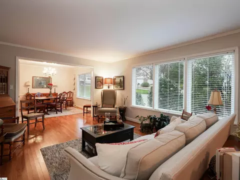 Living - 209 Middlebrook Rd, Greer, SC 29650 photo 3 of 6