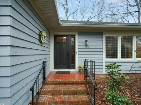 Exterior - 209 Middlebrook Rd, Greer, SC 29650 photo 6 of 12