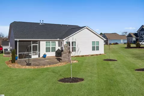 Exterior - 301 Leafcrest Way, Greer, SC 29651 photo 5 of 6