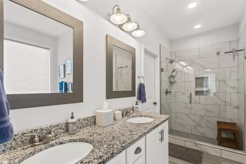Bath - 301 Leafcrest Way, Greer, SC 29651 photo 1 of 3