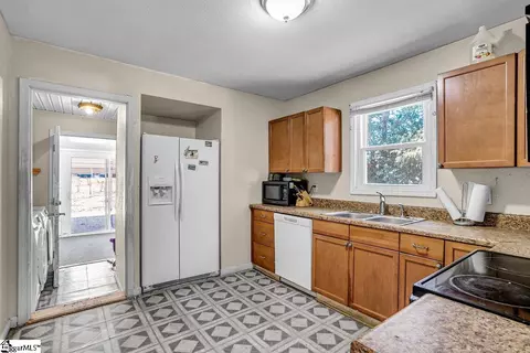 9 Shaw Dr, Williamston, SC 29697 photo 9