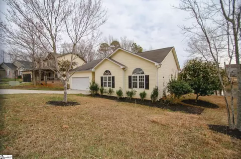 8 Waterthrush Way, Simpsonville, SC 29680