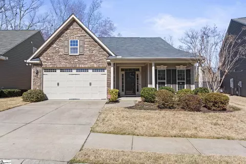 209 Waters Run Ln, Simpsonville, SC 29681