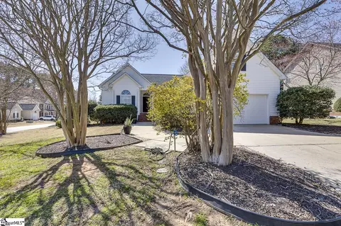 201 Sonoma Dr, Mauldin, SC 29662