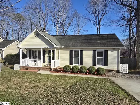 804 Dunwoody Dr, Simpsonville, SC 29681