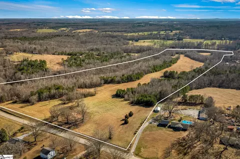 2550 Melvin Hill Rd, Campobello, SC 29322