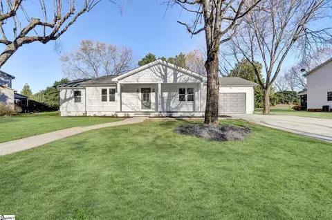 203 S Chancelor Dr, Simpsonville, SC 29681