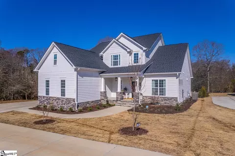 798 Enoree River Pl, Greer, SC 29651