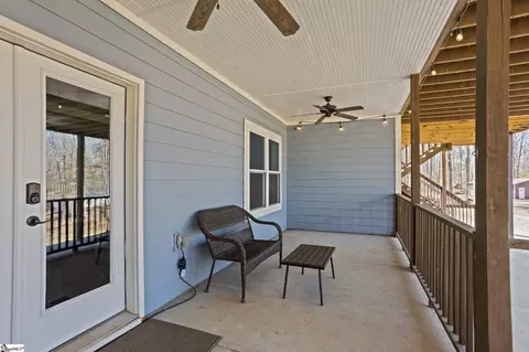 Exterior - 429 Hall Rd, Easley, SC 29642 photo 7 of 12