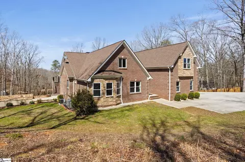 Exterior - 429 Hall Rd, Easley, SC 29642 photo 2 of 12