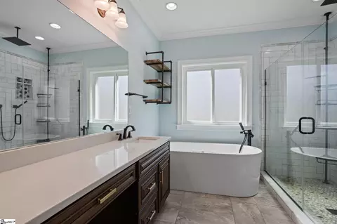 Bath - 429 Hall Rd, Easley, SC 29642 photo 2 of 6