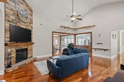 Living - 429 Hall Rd, Easley, SC 29642 photo 1 of 2