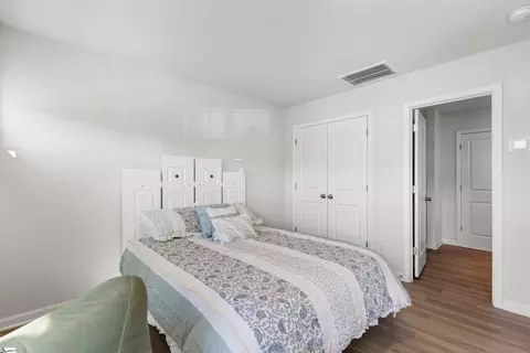 106 Aleppo Ln, Greer, SC 29651 photo 15