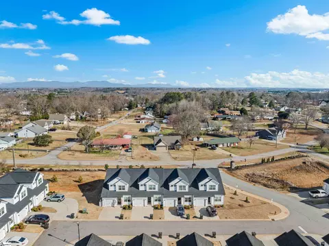 106 Aleppo Ln, Greer, SC 29651 photo 22