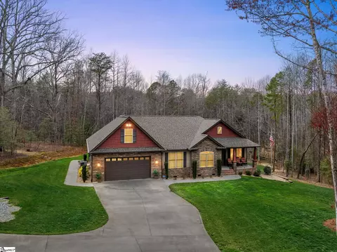 314 Stringer Rd, Landrum, SC 29356