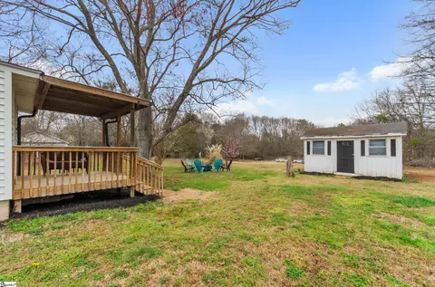 Exterior - 251 Cooley Bridge Rd, Pelzer, SC 29669 photo 2 of 7