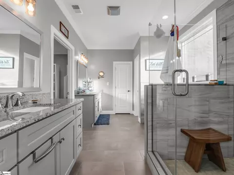 Bath - 301 Robbins Rd, Chesnee, SC 29323 photo 1 of 6