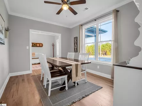 Dining - 301 Robbins Rd, Chesnee, SC 29323 photo 3 of 4