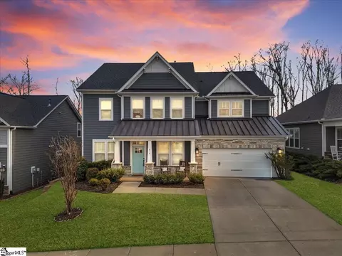 816 Lockhurst Dr, Simpsonville, SC 29681