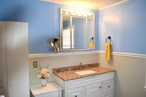 Bath - 147 Eastview Rd, Pelzer, SC 29669 photo 1 of 2