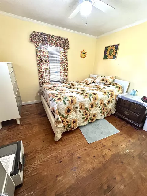 Bedroom - 147 Eastview Rd, Pelzer, SC 29669 photo 2 of 3