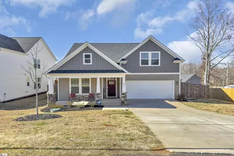 206 Iris Dr, Easley, SC 29642