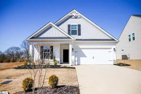 1415 Apple Butter Dr, Lyman, SC 29365