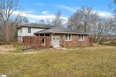 107 Blue Barker Rd, Honea Path, SC 29654