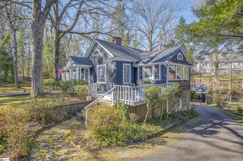 45 Pine Crest Ln, Tryon, NC 28782