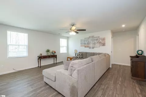 176 Ralston Rd, Greer, SC 29651 photo 5