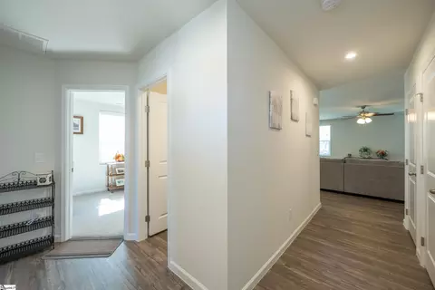 176 Ralston Rd, Greer, SC 29651 photo 4