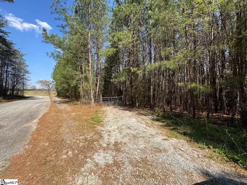 2803 Earles Bridge Rd, Easley, SC 29640 photo 8