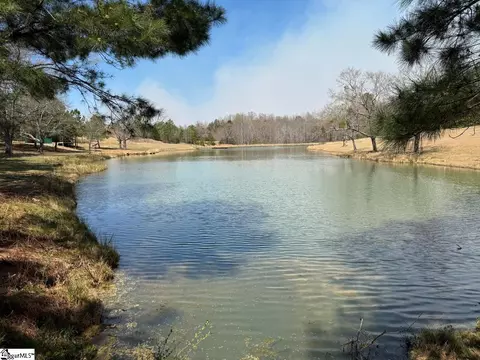2803 Earles Bridge Rd, Easley, SC 29640 photo 4