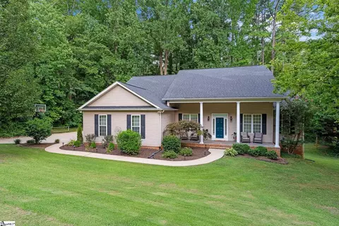 35 Crestline Rd, Greenville, SC 29609